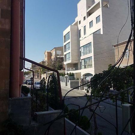 Ararat 1 Hotel Yerevan Exterior photo